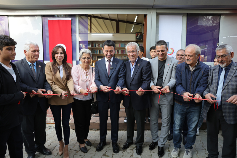 BayraklÄ± Belediyesinden eÄitimde fÄ±rsat eÅitliÄine dijital destek (1)-1765796719880.jpg